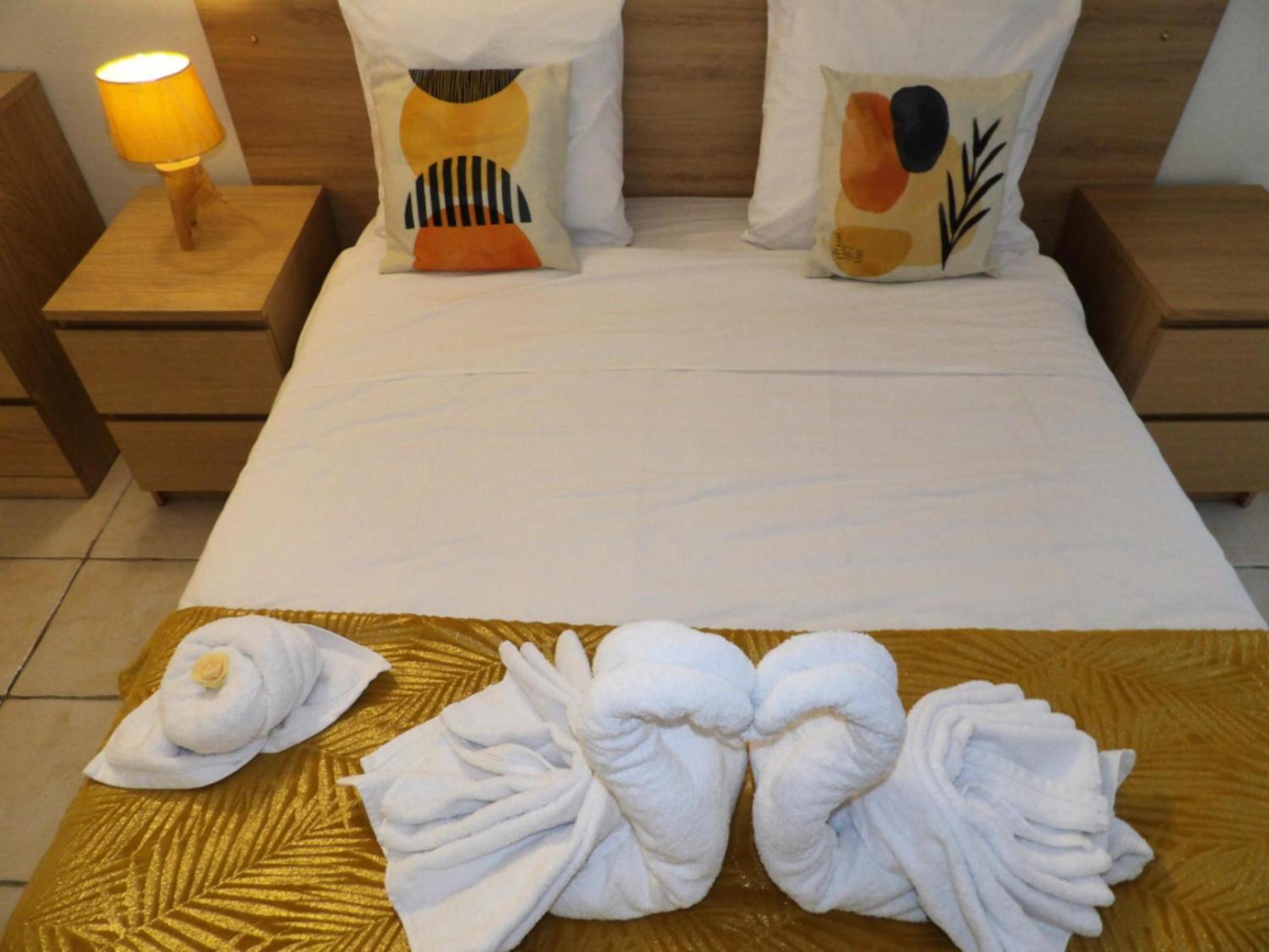 Le Cosy Wiener *Paris*Gare A 300 M*Disneyland* Champs-Sur-Marne Exterior foto